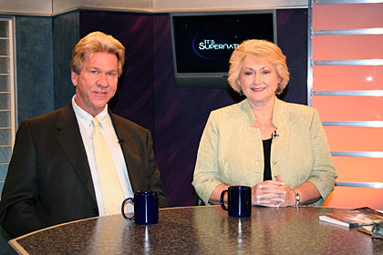 Sid Roth Welcomes Clarice and Ron Holden 